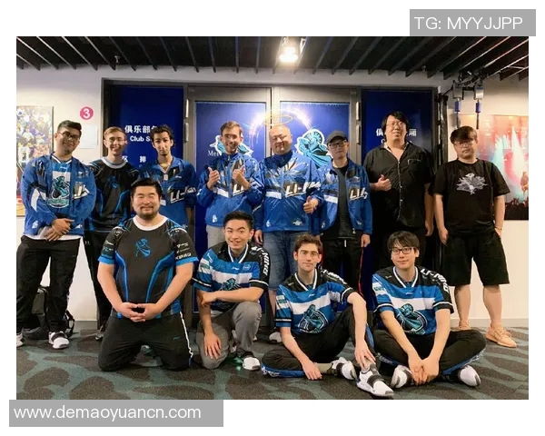 聚焦DOTA2FPX战队灵活性策略与战术调整的深度分析 聚焦DOTA2FPX战队灵活性策略与战术调整的深度分析