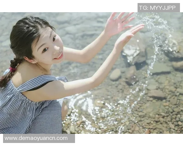 清新夏日畅游,泳装搭配引领潮流,展现自信与活力的完美选择 清新夏日畅游,泳装搭配引领潮流,展现自信与活力的完美选择